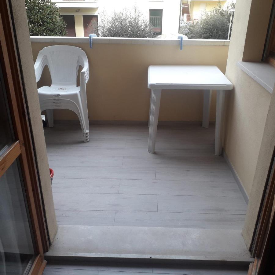 Ad Un Passo Dal Mare Apartment Porto SantʼElpidio Екстериор снимка