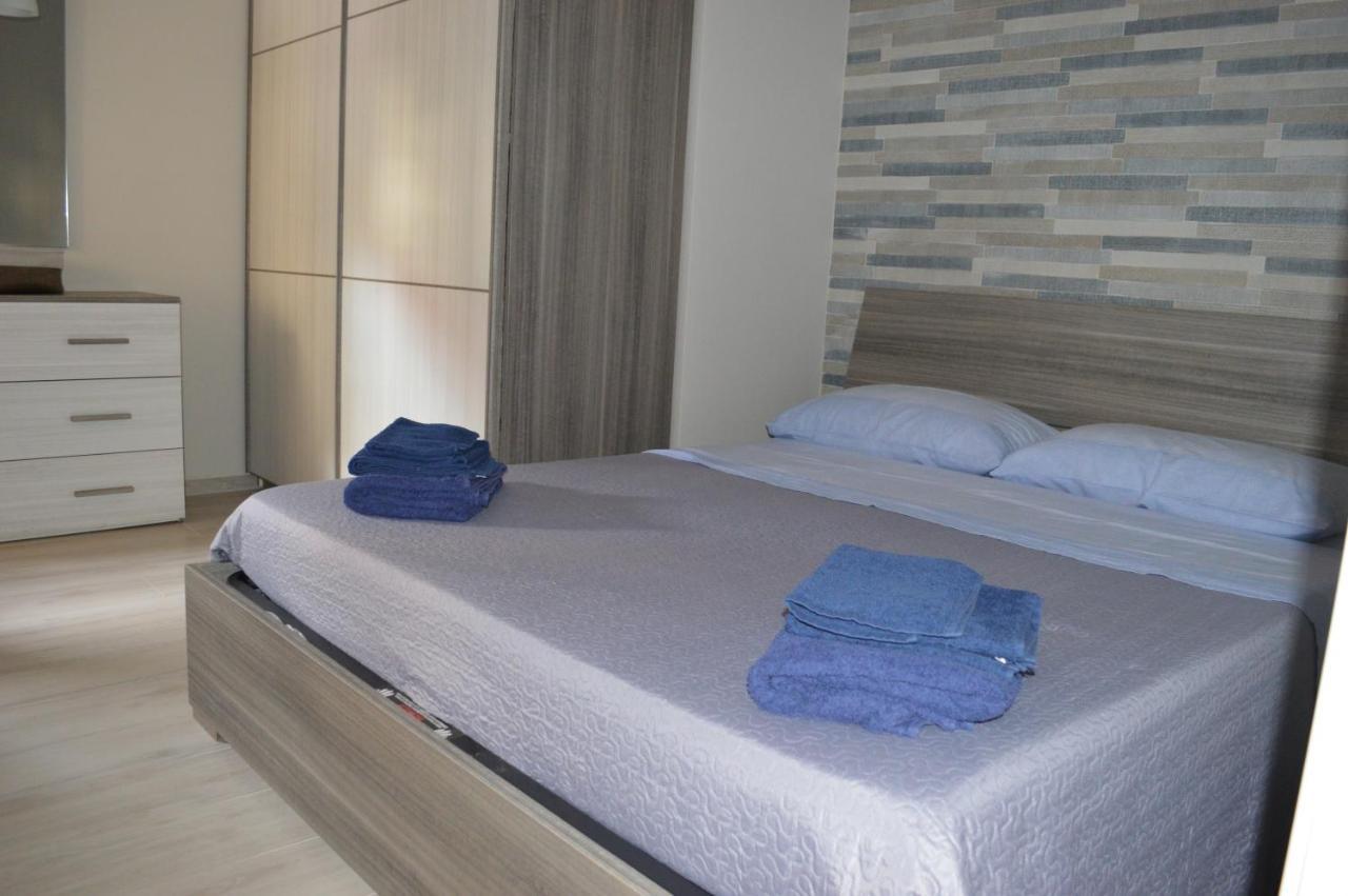 Ad Un Passo Dal Mare Apartment Porto SantʼElpidio Екстериор снимка
