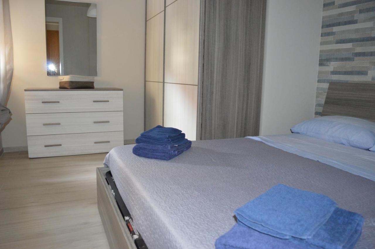 Ad Un Passo Dal Mare Apartment Porto SantʼElpidio Екстериор снимка